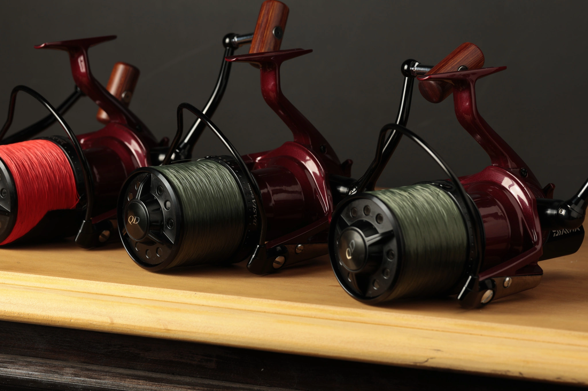custom fishing reel