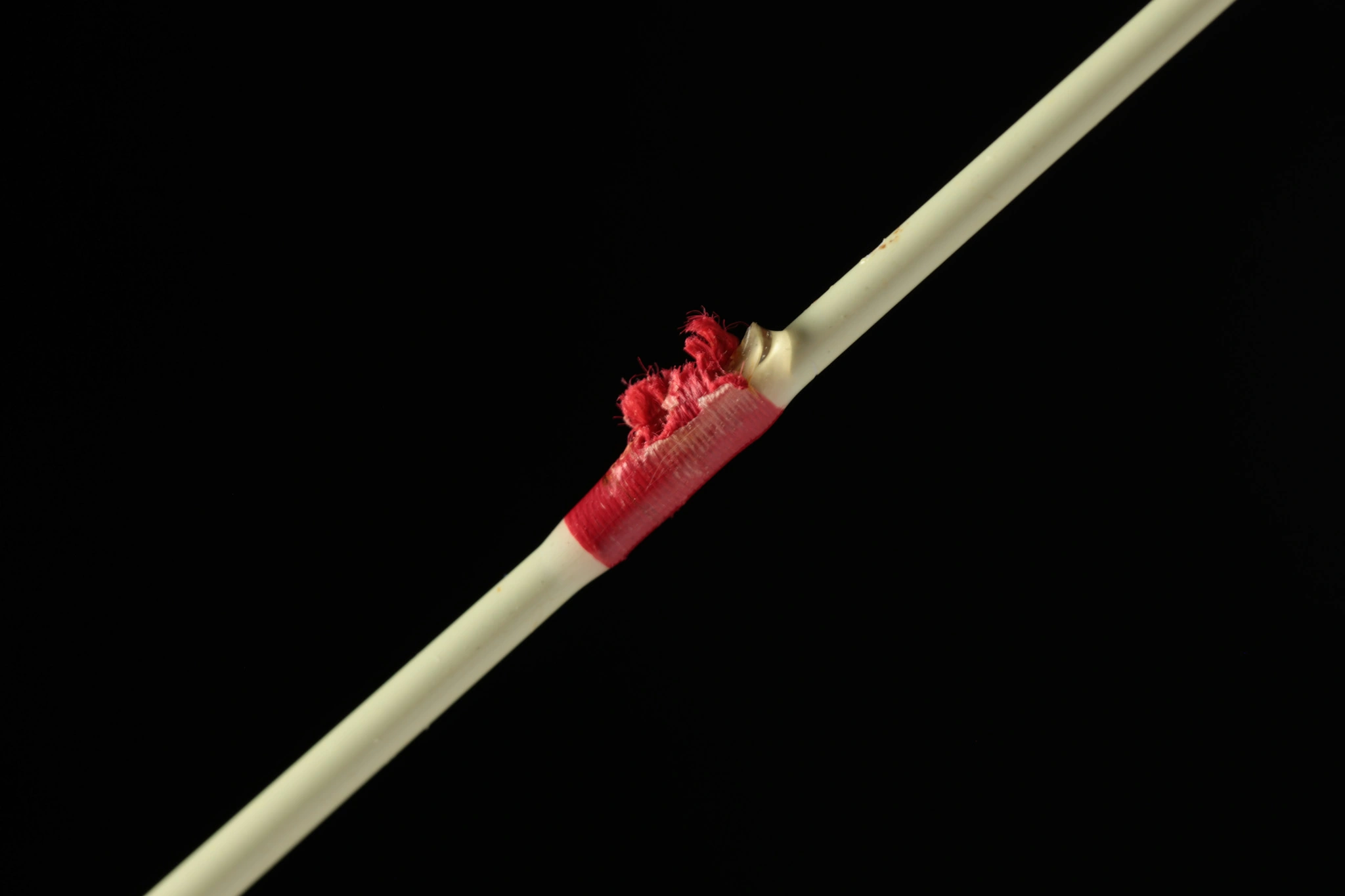 Réparation canne à pêche anneau